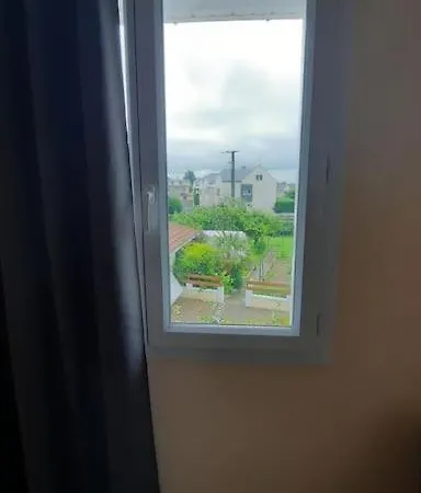 De Maison Avec 2 *