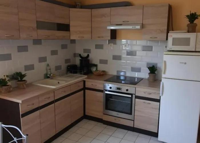 De Maison Avec 2 Апартаменты